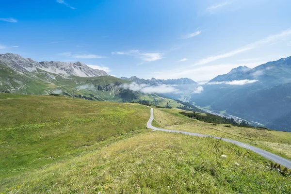 Alplerde Yürüyüş Yolu Saint Anton Tirol Avusturya — Stok fotoğraf