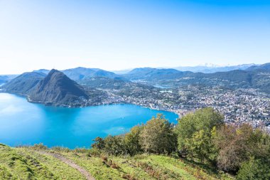 İsviçre 'nin Bre Dağı' ndan Lugano Gölü Panoraması