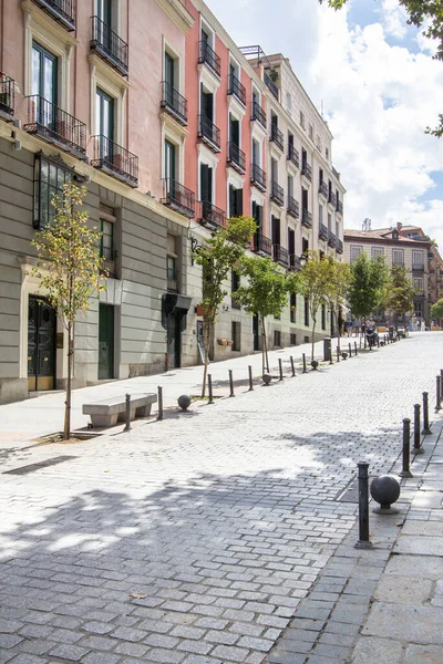 Gyönyörű Épületek Hagyományos Spanyol Stílusban Plaza Ramales Madridban Spanyolország — Stock Fotó