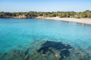Sardunya, İtalya 'da ünlü Spiaggia Capriccioli