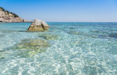 Orosei Körfezi, Sardunya, İtalya 'da açık mavi deniz suyu