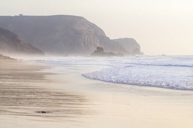Praia do Cordoama, Vila Do Bispo yakınlarında, Algarve sahili, Portekiz