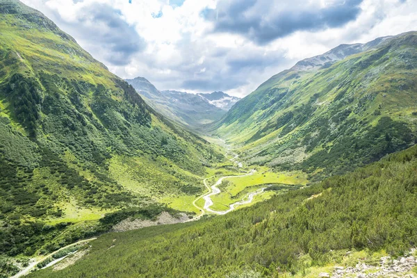 Piękna Dolina Alpejski Krajobraz Przełęczy Fluela Między Davos Zermez Szwajcaria — Zdjęcie stockowe