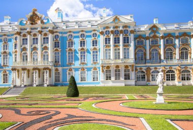 Saint Petersburg, Rusya 'daki Catherine Sarayı cephesi