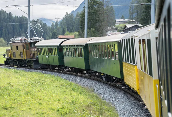 Famoso Tren Vapor Histórico Entre Davos Filisur Suiza —  Fotos de Stock