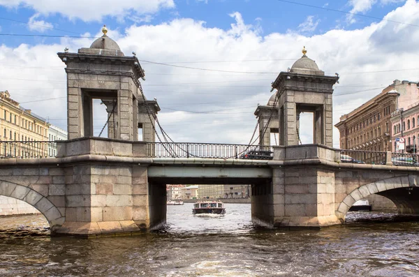 Vista Del Puente Lomonosov Sobre Río Fontanka San Petersburgo Rusia —  Fotos de Stock