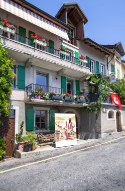 İsviçre 'nin Lavaux bölgesindeki Chexbres köyü.