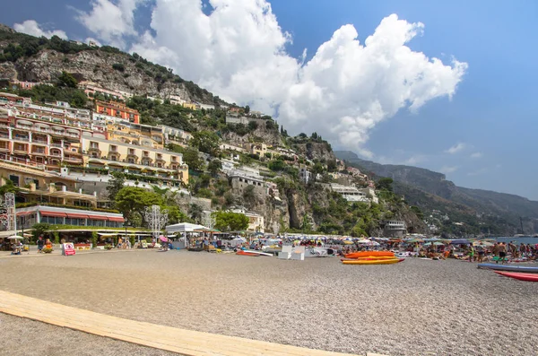 Scenisk Över Byggnader Och Strand Staden Positano Amalfikusten Italien — Stockfoto