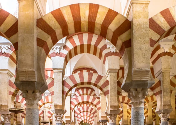 Cordoba, Endülüs, İspanya 'daki La Mezquita Katedrali' nin (cami) içinde.