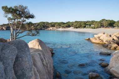 Sardunya, İtalya 'da ünlü Spiaggia Capriccioli