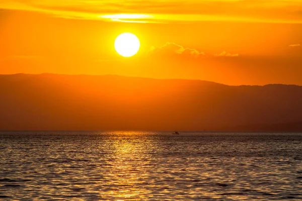 Solnedgång Över Genèvesjön Hamnen Valais Schweiz — Stockfoto