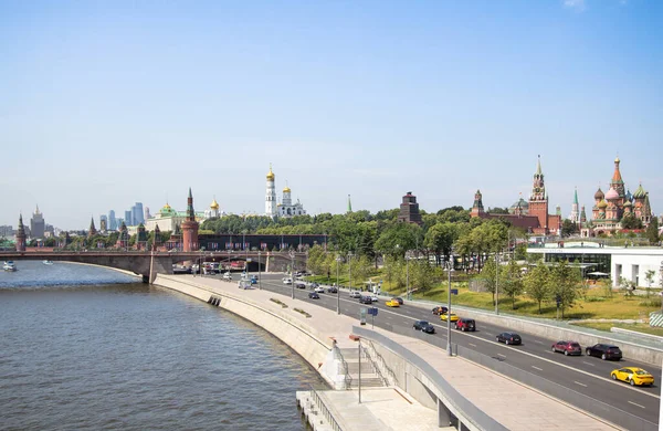 Panorama Van Moskouse Rivierdijk Architectonisch Ensemble Van Het Moskouse Kremlin — Stockfoto