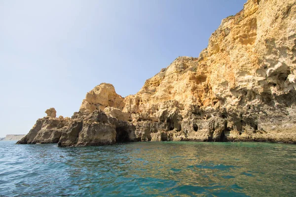 葡萄牙阿尔加弗尔海岸Ponta Piedade悬崖的美丽景色 — 图库照片