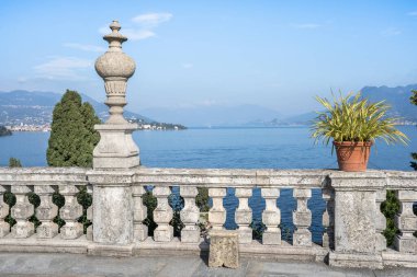 Ünlü Isola Bella, Lago Maggiore, İtalya 'daki Palazzo Borromeo Bahçesi