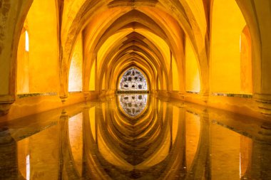 İspanya, Sevilla 'daki Kraliyet Banyo Alcazar' ın İçi