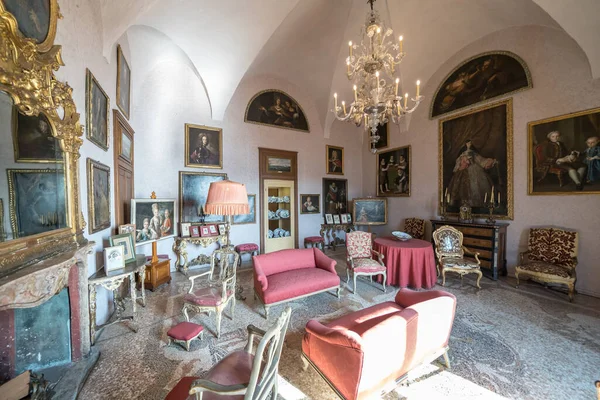 Interior Del Palacio Borromeo Isla Madre Lago Maggiore Italia — Foto de Stock