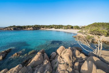 Sardunya, İtalya 'da ünlü Spiaggia Capriccioli