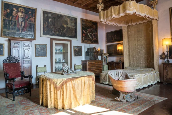 Interior Del Palacio Borromeo Isla Madre Lago Maggiore Italia — Foto de Stock