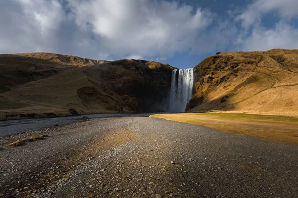 Waterfall in Iceland — Stock Photo, Image