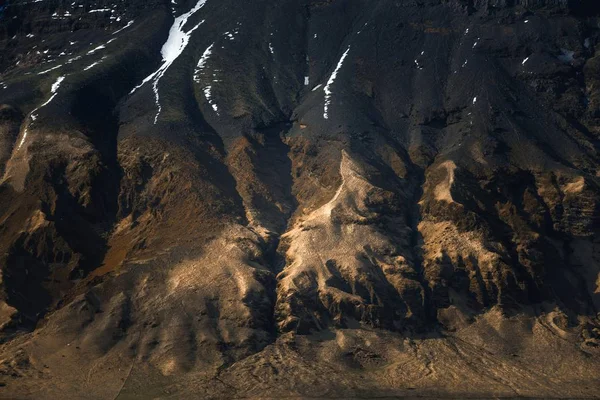 Paysage de montagne pittoresque tourné — Photo