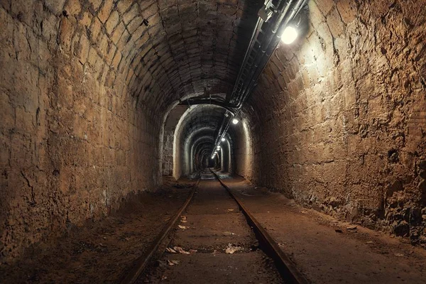 Угол прохода подземных мин — стоковое фото