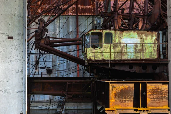 Onderdeel van een onvoltooide kern reactor in Tsjernobyl — Stockfoto