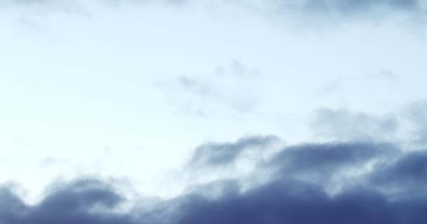 Timelapse imágenes de nubes al atardecer — Vídeo de stock