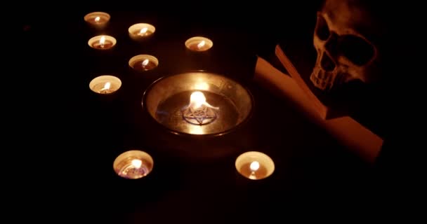 Burning pentacle on altar closeup footage — 图库视频影像