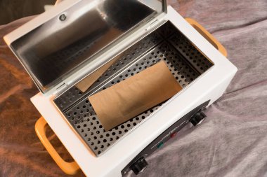 Kuru ısıda sterilize edilmiş kese kağıdı.