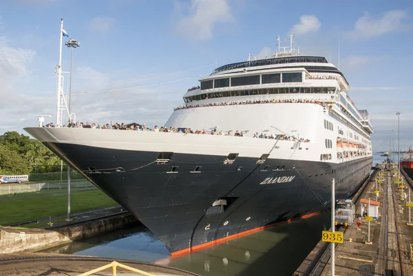 Panama Kanalı yolcu gemisi — Stok fotoğraf