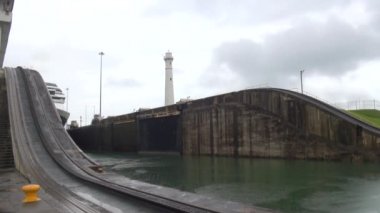 Panama Kanalı (Hollandamerica cruise Line) gemi cruise 