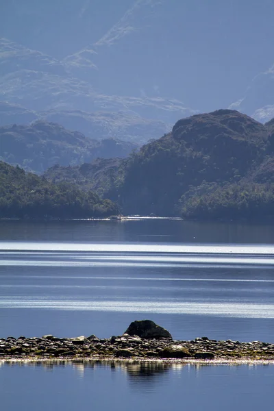 Chilijskich fiordach i Sarmiento kanał — Zdjęcie stockowe