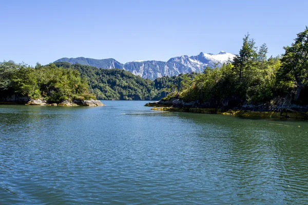 All'interno del passaggio dei fiordi cileni — Foto Stock