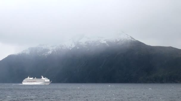 Kreuzfahrt in der Gletscherallee - patagonia argentina — Stockvideo