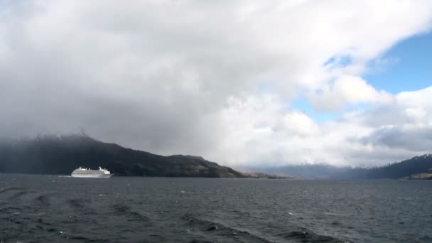 Cruising in Glacier Alley - Patagonia Argentina — Stock Video