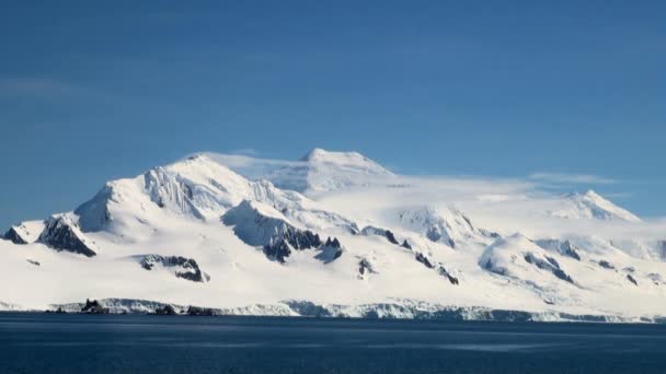 Crucero en la Antártida - Paisaje de cuento de hadas — Vídeo de stock