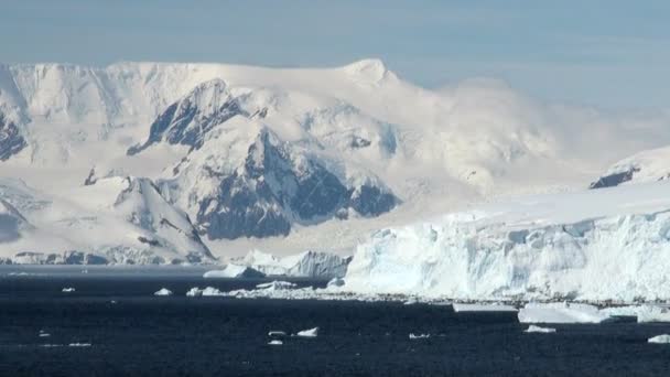 Linha costeira da Antártida - Aquecimento Global - Formações de Gelo — Vídeo de Stock