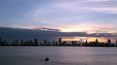 Playa de Boca Grande Cartagena kıyı