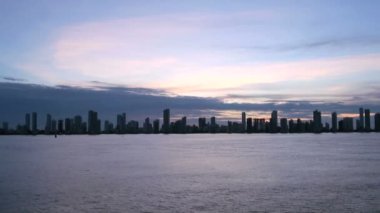 Playa de Boca Grande Cartagena kıyı