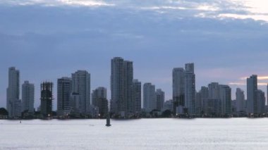 Playa de Boca Grande Cartagena kıyı