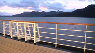 Şili fiyort gün batımı