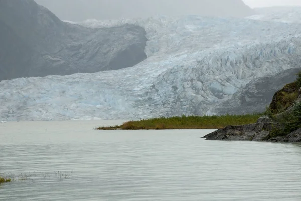 USA Alaska - Mendenhall Glacier and Lake — Stock Photo, Image
