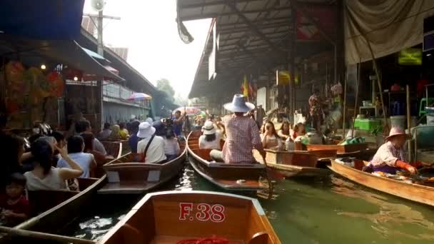 Damnoen Saduak Floating Market Είναι Μια Πλωτή Αγορά Στην Περιοχή — Αρχείο Βίντεο