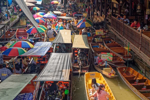 Marché flottant de Damnoen Saduak - Thaïlande — Photo