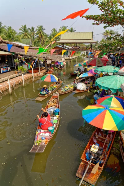 Tha Kha Floating Market - Bangkok - Tailandia —  Fotos de Stock