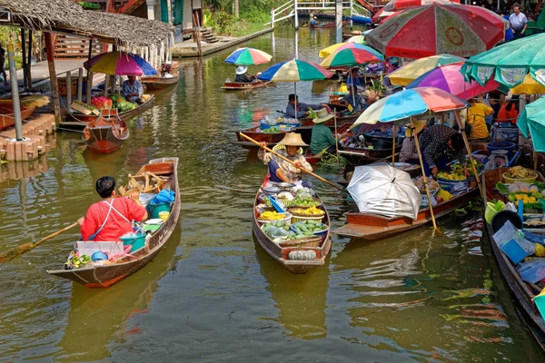 Tha Kha Floating Market - Bangkok - Tailandia — Foto de Stock