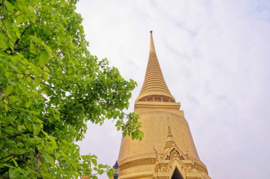 Tarihi Budist tapınağı Wat Phra Kaew 'daki Kraliyet Panteonu ve merkez Bangkok Tayland' daki Büyük Saray.