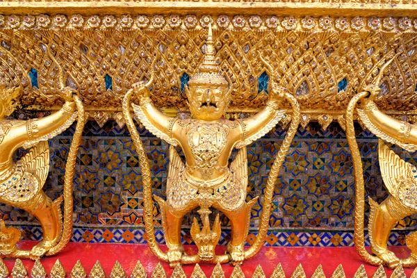 Estátua Guardião Panteão Real Histórico Templo Budista Wat Phra Kaew — Fotografia de Stock