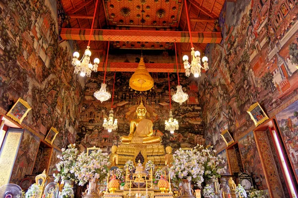Buddhist temple of the reclining Buddha (Wat Pho) in Bangkok, Thailand