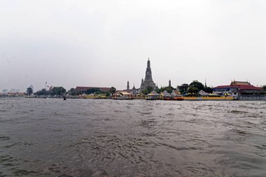 Chao Phraya, Tayland 'ın en büyük nehridir. Bangkok 'tan Tayland Körfezi' ne akıyor. 20 Ocak 2020